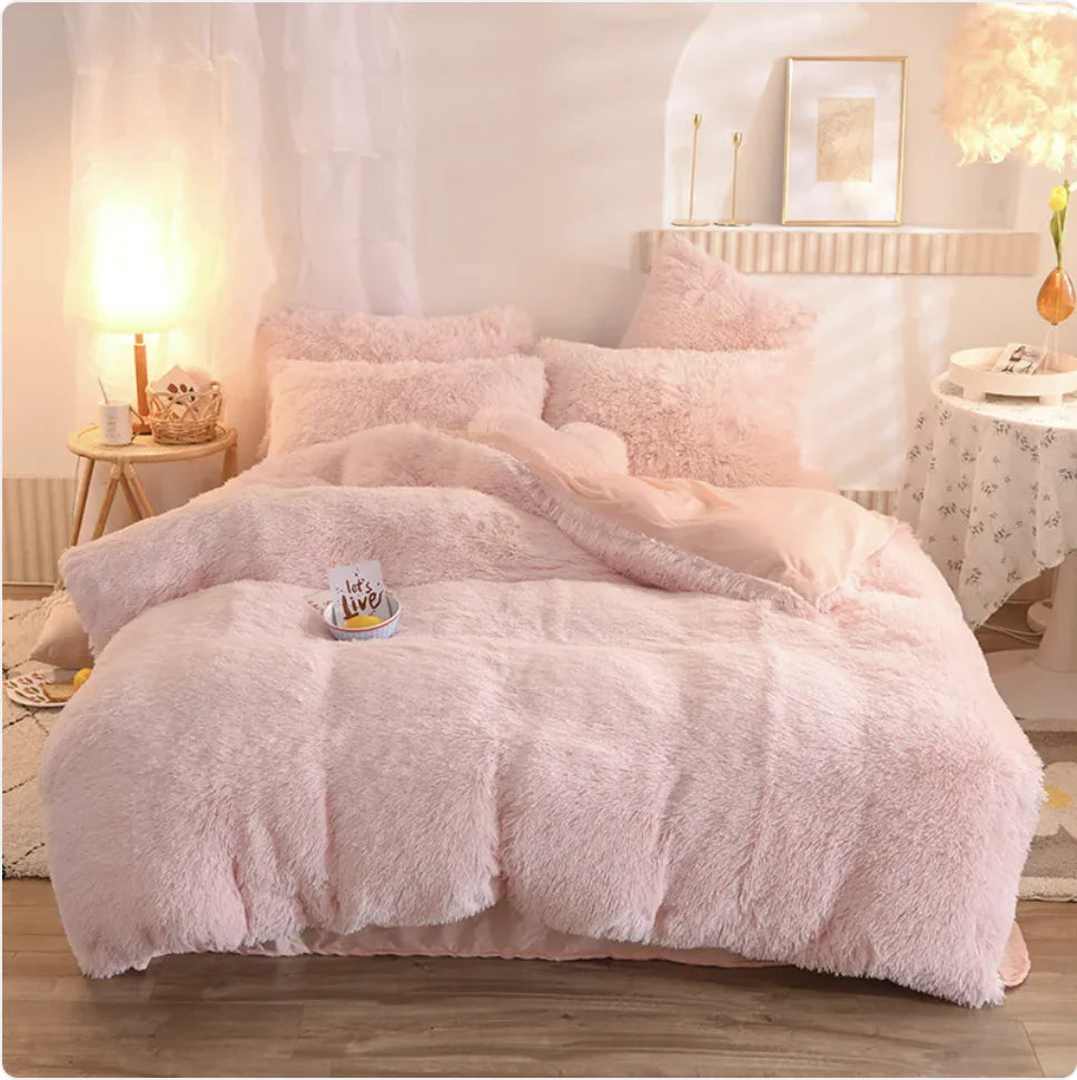 Luxury Plush Fleece Bedding Set - Queen & King Sizes, Warm Quilt Cover & Pillowcases